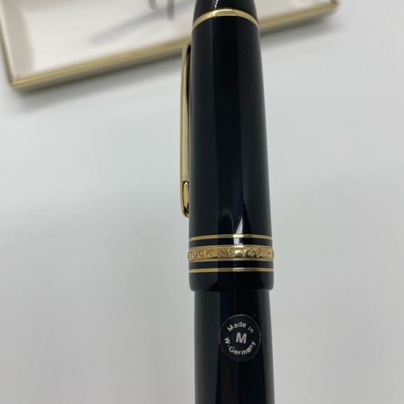 Vintage Montblanc Meisterstuck 149 Fountain Pen - Picture 9 of 9